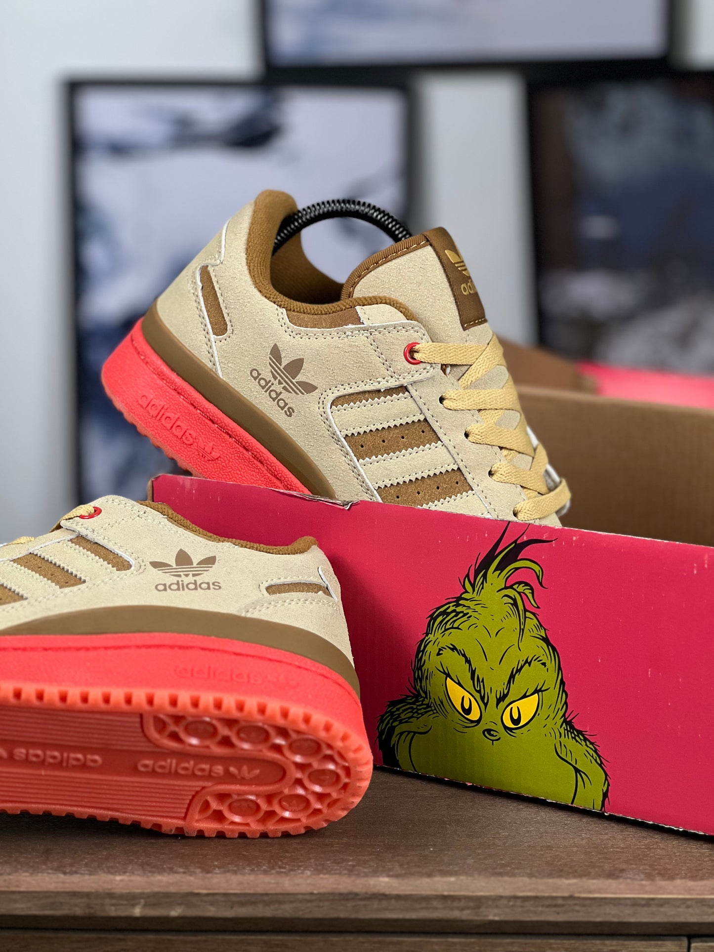 The Grinch x adidas Forum Low "THE GRINCH"